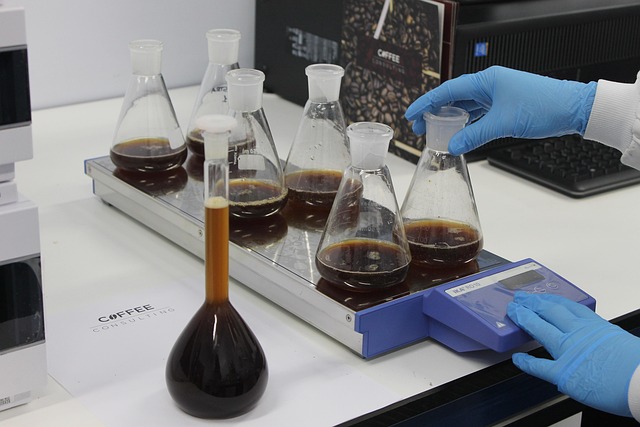 用于制備高彈性、低收縮泡沫填縫劑的聚醚多元醇的分子結(jié)構(gòu)設(shè)計(jì)